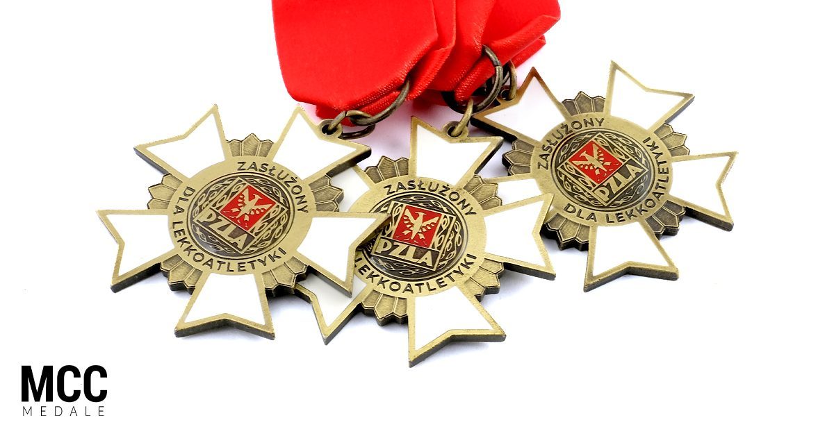 Przykładowe odznaczenia zrealizowane przez MCC Medale