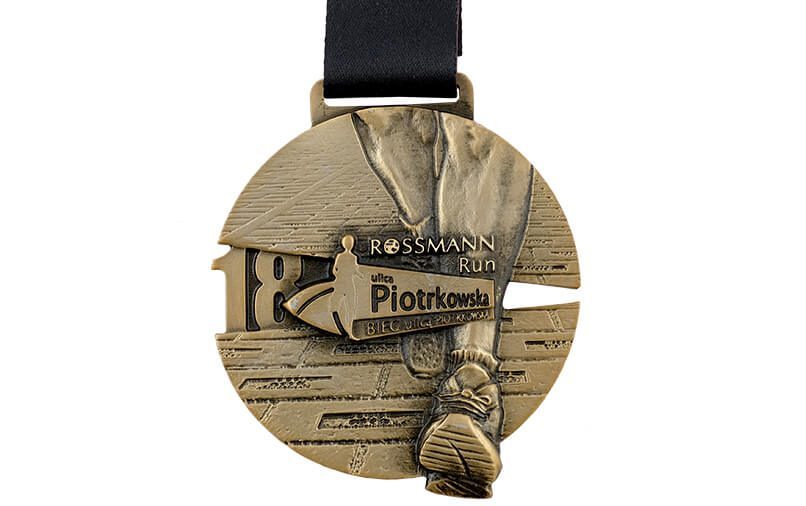 Medal biegowy, zaprojektowany oraz odlany przez MCC Medale