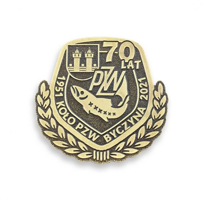 Medal jubileuszowy o nieregularnym kształcie, wyprodukowany dla Koła Polskiego Związku Wędkarskiego