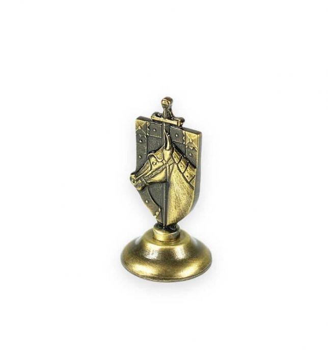 Brązowa statuetka, stylizowana na sztukę średniowieczną z motywem konia, odlew: MCC Medale