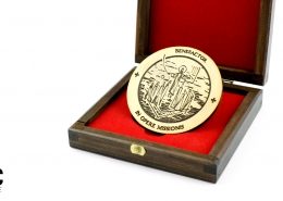 Medale okolicznościowe dla Prokury Misyjnej Misjonarzy Oblatów - medale od MCC Medale