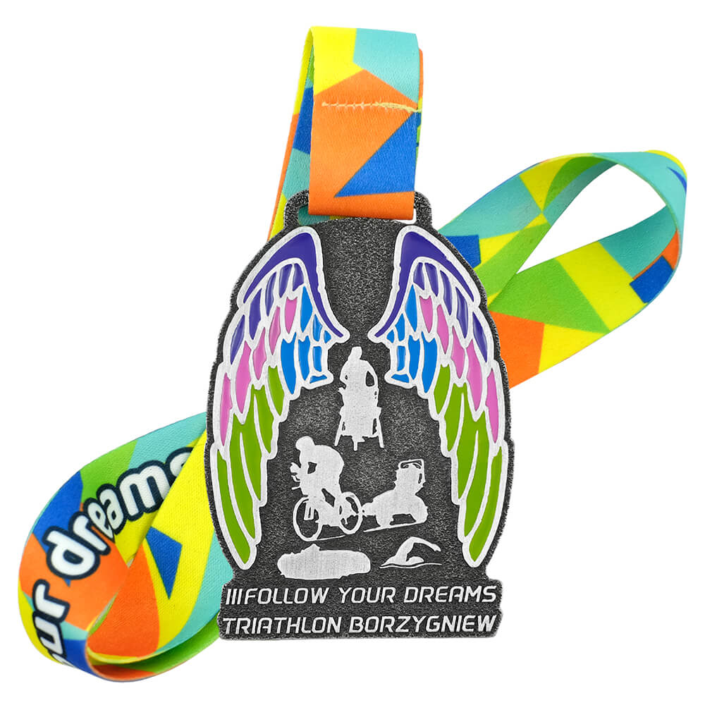 Medal triathlonowy z darmowym projektem wstążki
