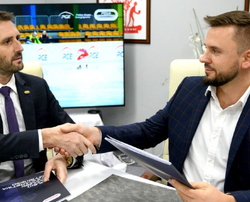 Współpraca pomiędzy MCC Medale i Polskim Związkiem Łyżwiarstwa Szybkiego przedłużona na sezon 2023.