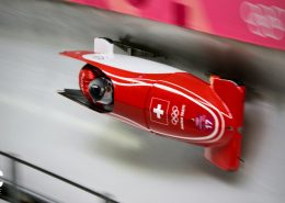 Bobsleje - na czym polega ten sport na torze lodowym? Dowiedz się wszystkiego o bobslejach na blogu MCC Medale