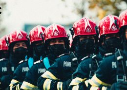 Sporty pożarnicze to dyscyplina uprawiana przez strażaków. Dowiedz się więcej na blogu odlewni mccmedale.pl