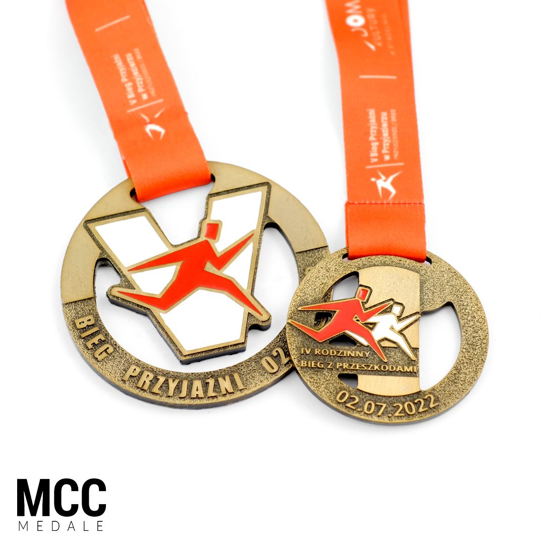 Trofea z MCC Medale wykonane na Bieg Przyjaźni w 2022 r. na zamówienie