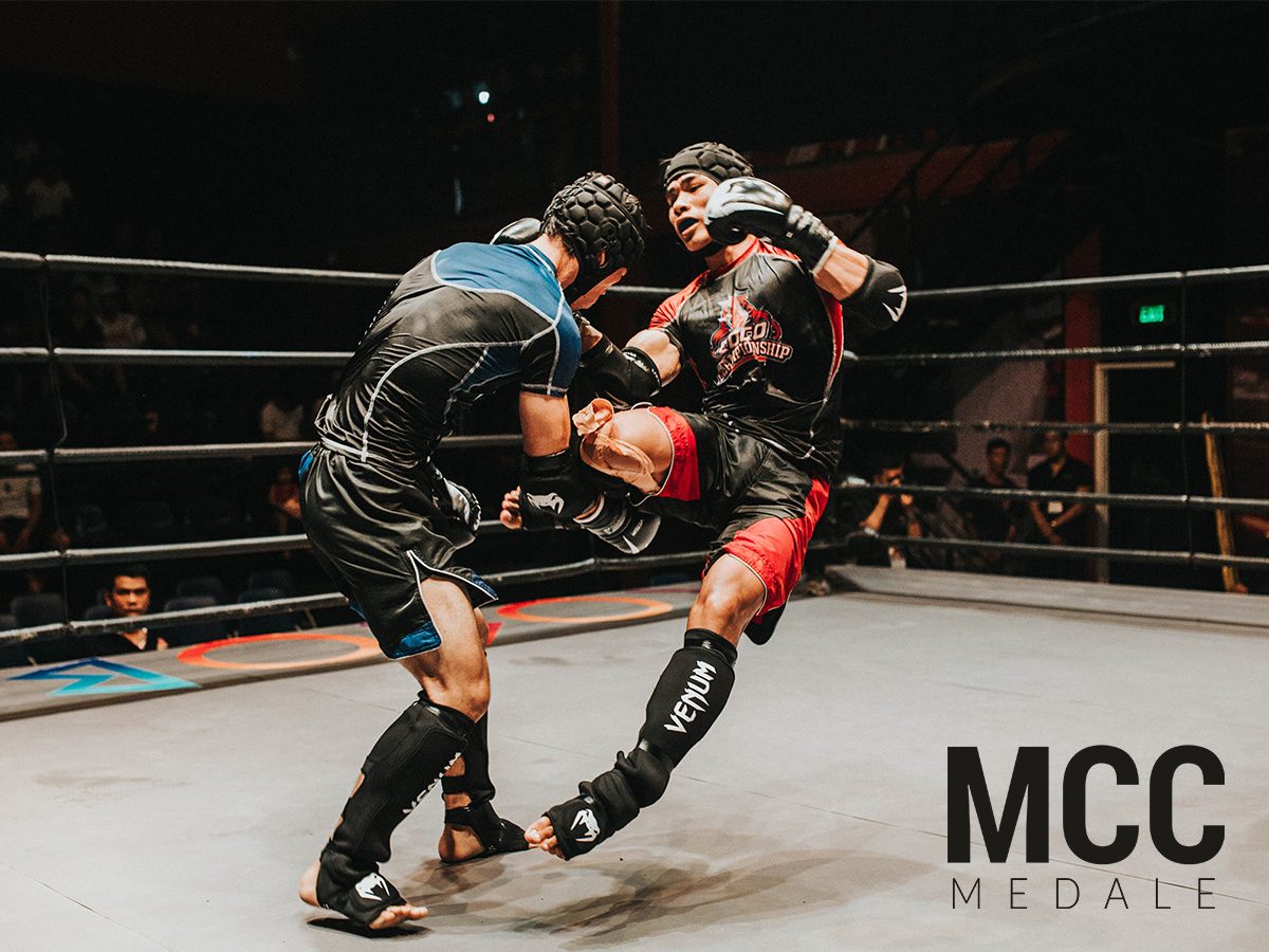 Muay Thai - tajski boks, czyli jedna z dyscyplin wymagających siły od zawodników. Dowiedz się więcej na blogu www.mccmedale.pl